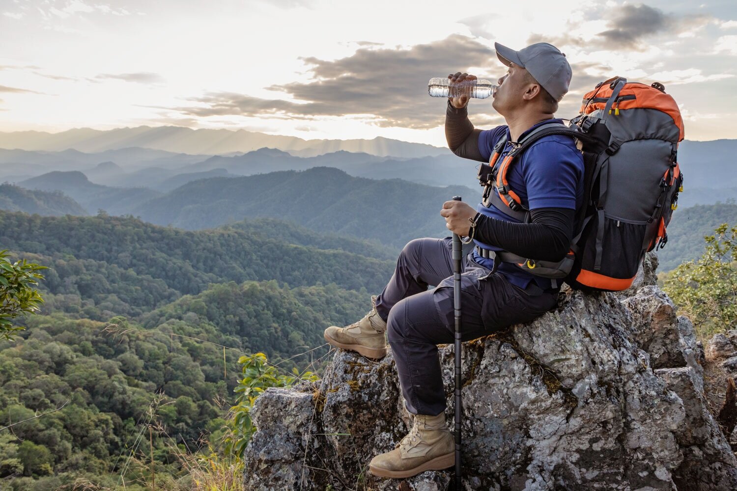 Mastering the Art of Lightweight Backpacking